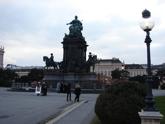 img00030.jpg